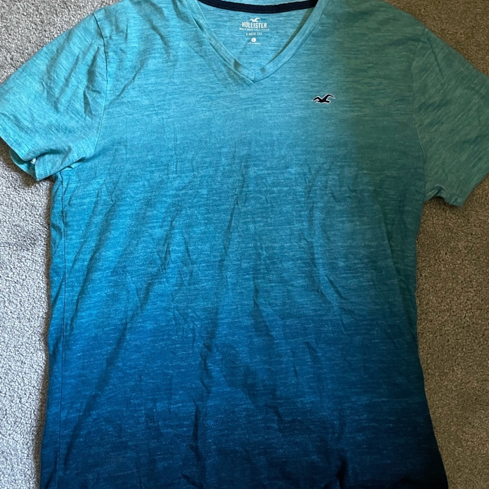 Hollister blue hues t-shirt